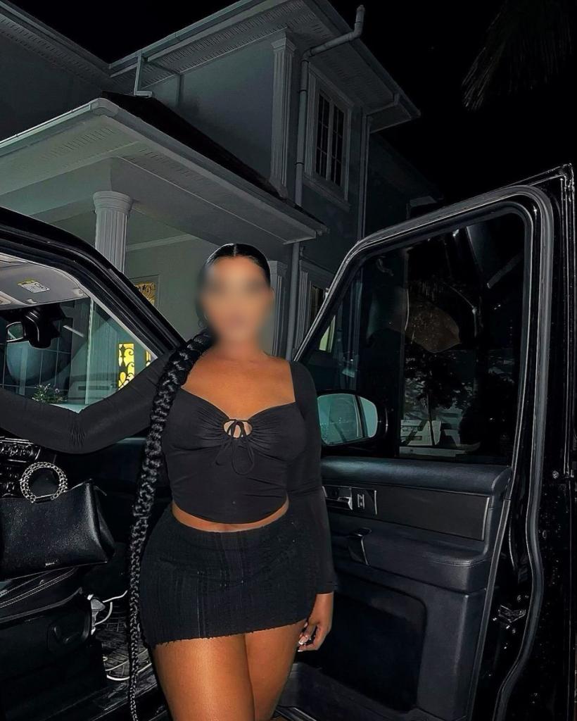 Chica busca chico en Mallorca: 