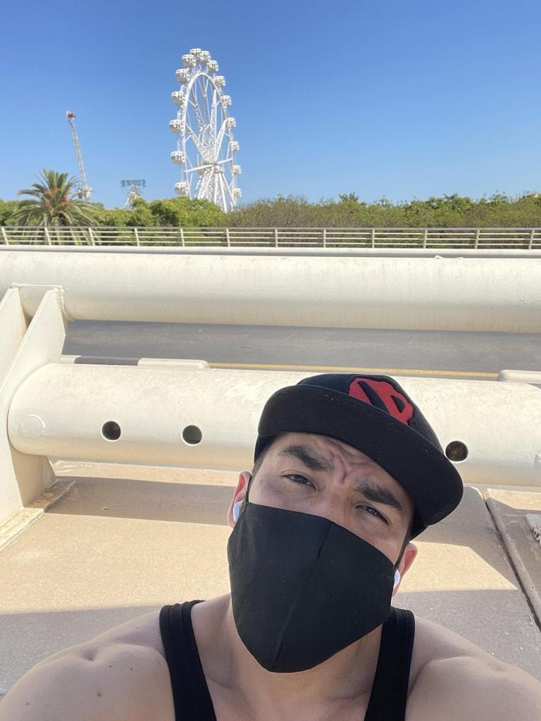 Chico busca chica en Lugo: 