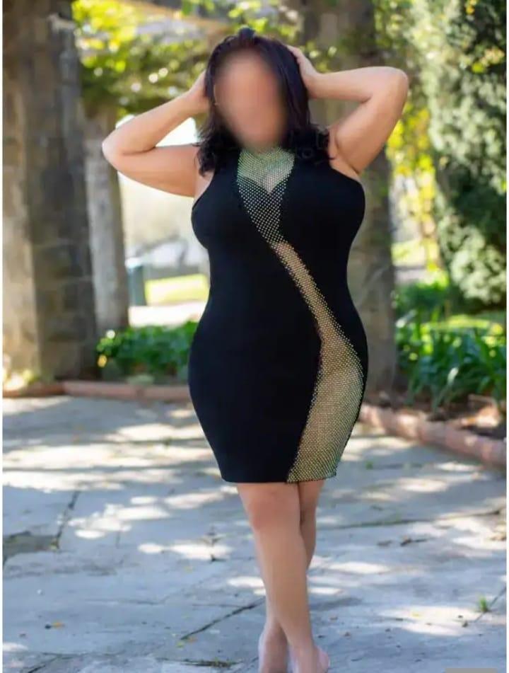 617448244: Chica busca chico en Orense