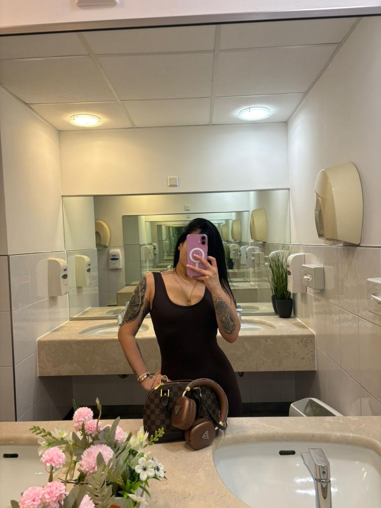 Chica busca chico en Mallorca: 