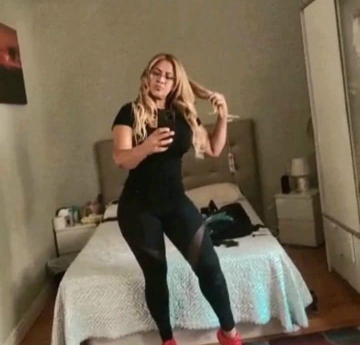 663710848: Chica busca chico en Madrid