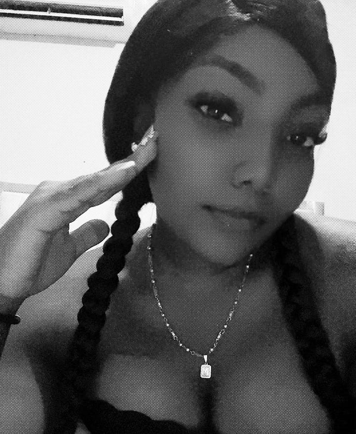 Chica busca chico en Cádiz: 