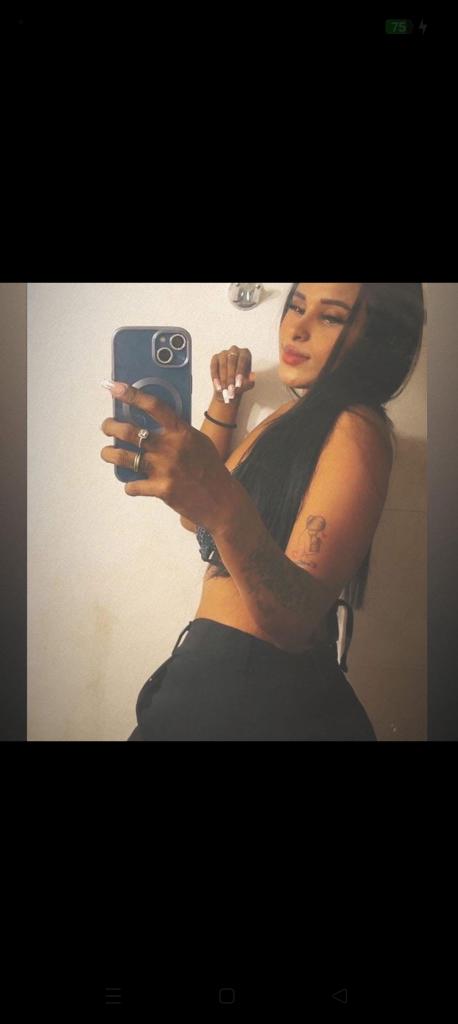 Chica busca chico en Menorca: 