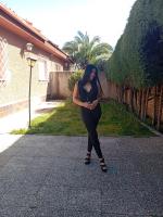 641990148: Chica busca chico en Madrid