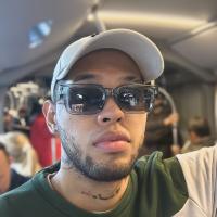 664627558: Chico busca chica en Valencia