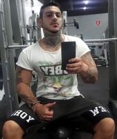 645567687: Chico busca chica en Sevilla