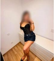 643863254: Chica busca chico en Málaga
