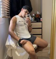 617950806: Chico busca chica en Málaga