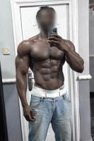 678734183: Chico busca chica en Sevilla