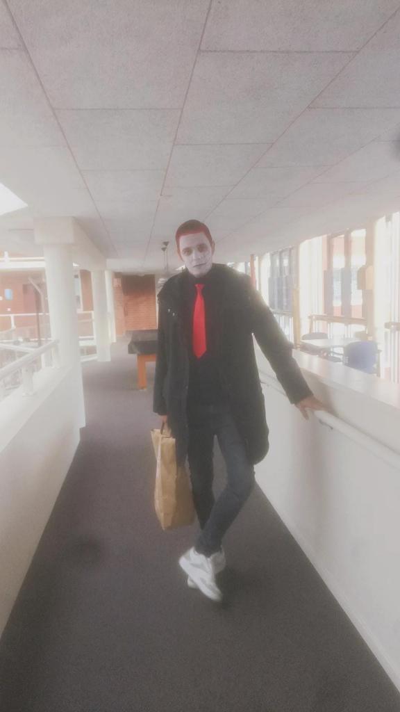 613683068: Chico busca chica en Málaga