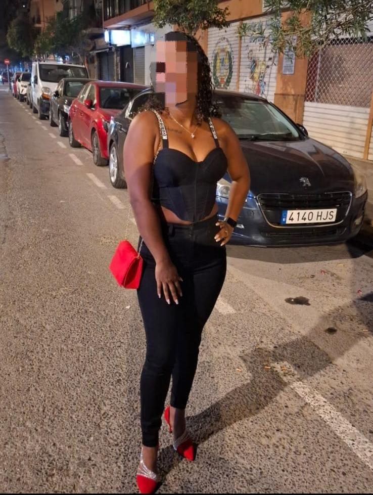 Chica busca chico en Barcelona: 