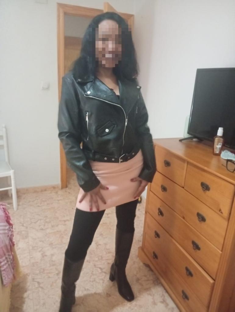 Chica busca chico en Alicante: 