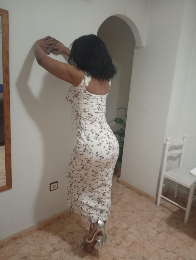 Chica busca chico en Alicante: 