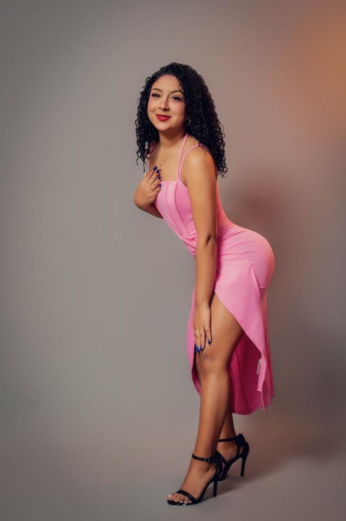 Chica busca chico en Tenerife: 