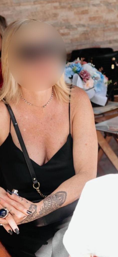 685678991: Chica busca chico en Gerona