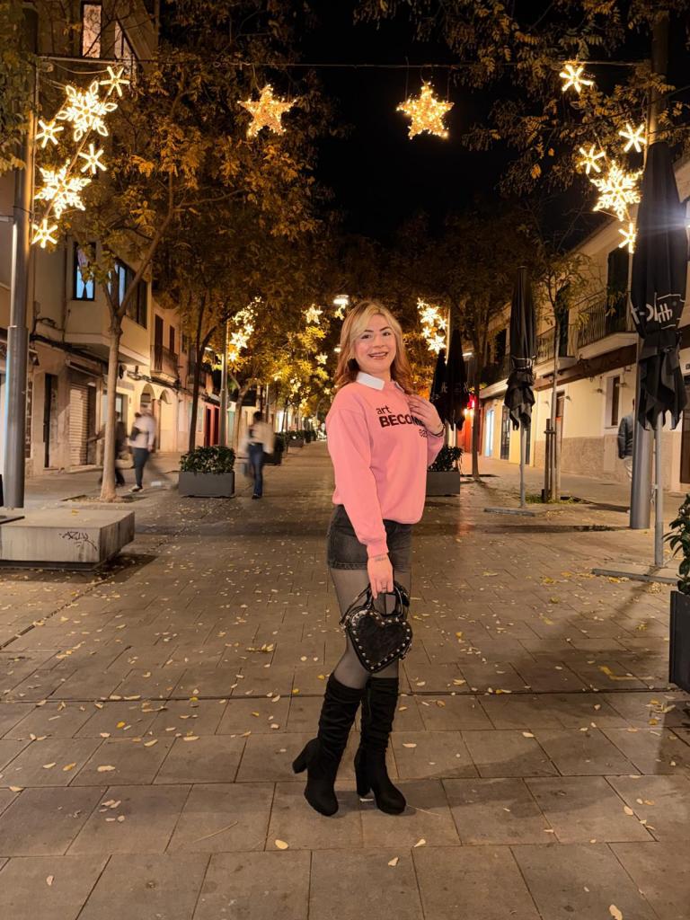 Chica busca chico en Barcelona: Chica busca chico