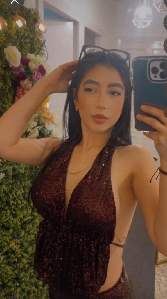 Chica busca chico en Granada: 