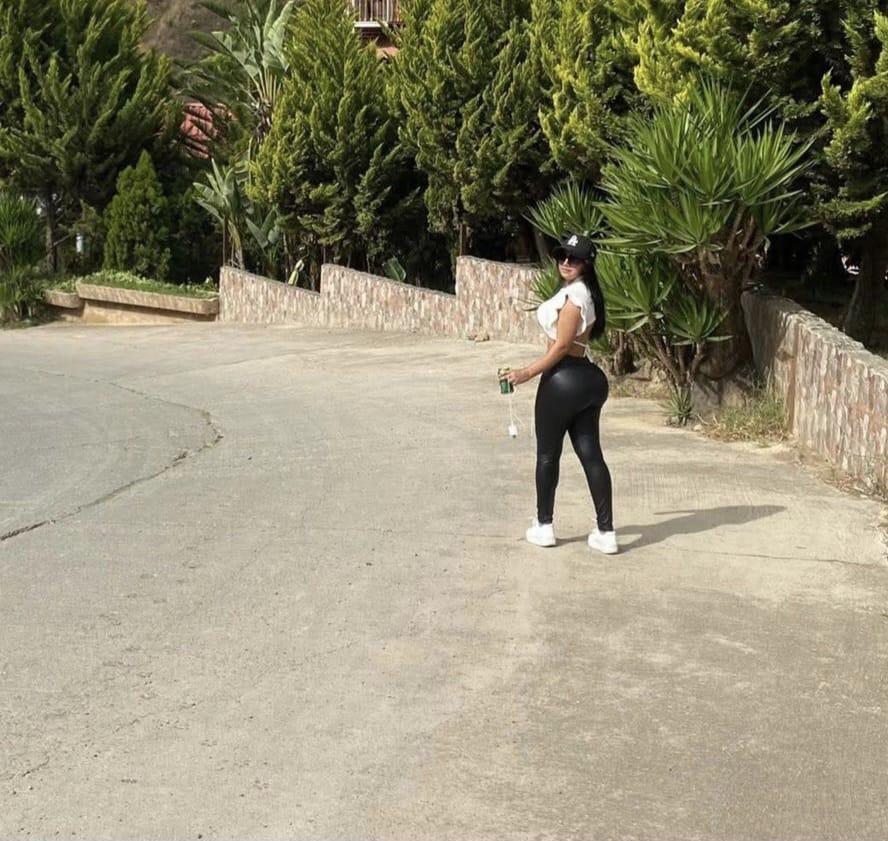 Chica busca chico en La Coruña: 