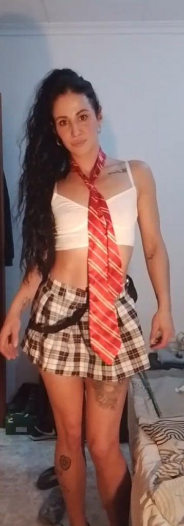 Chica busca chico en Alicante: 