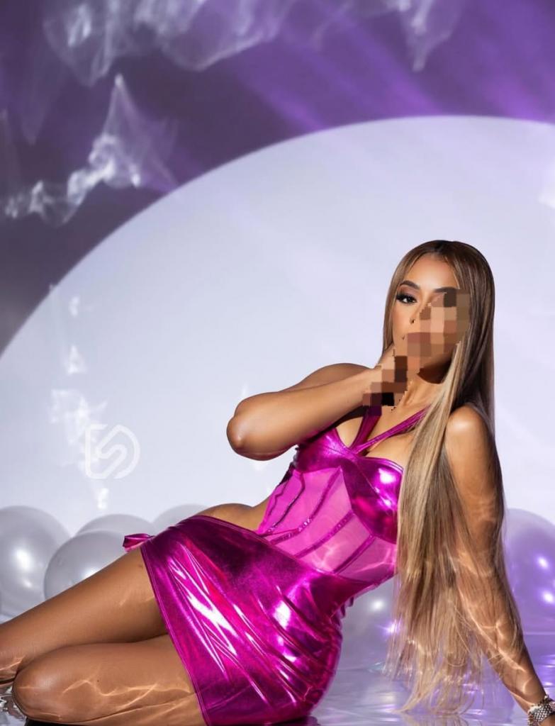 Chica busca chico en Cádiz: 