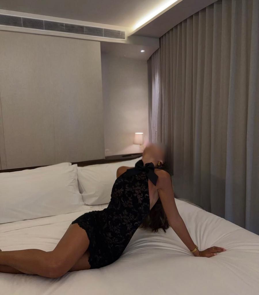 Chica busca chico en Barcelona: 