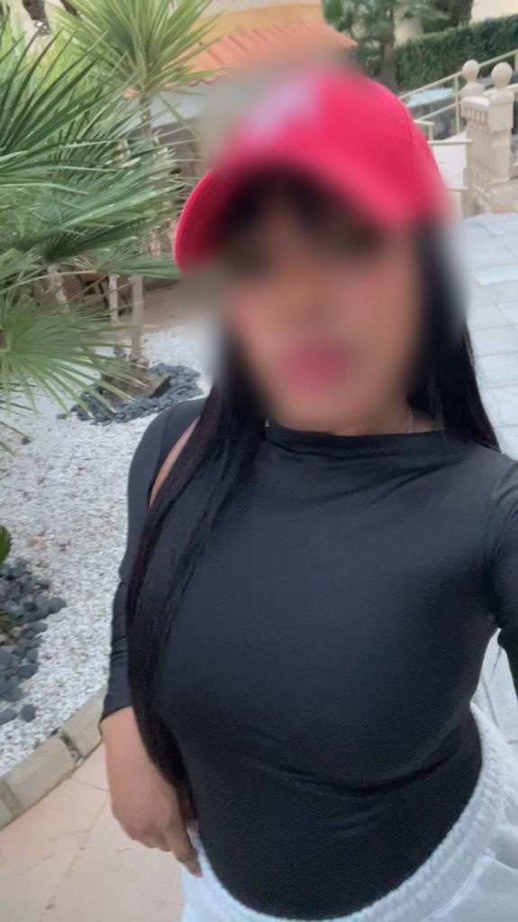 674968141: Chica busca chico en Murcia