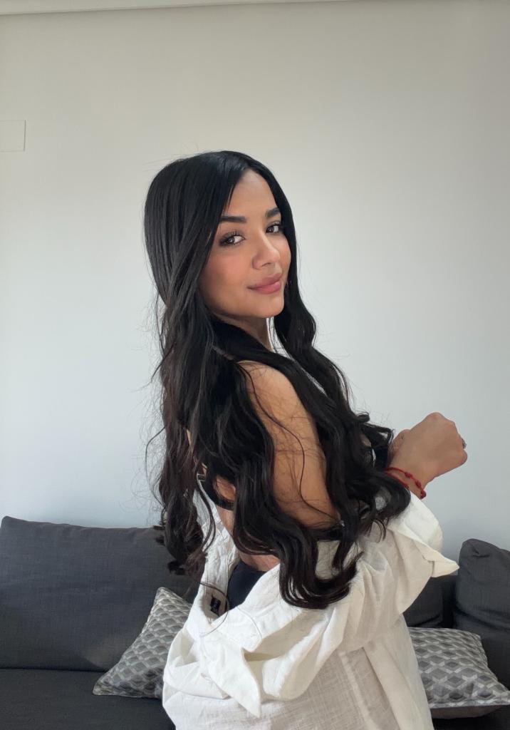 Chica busca chico en Alicante: Chica busca chico