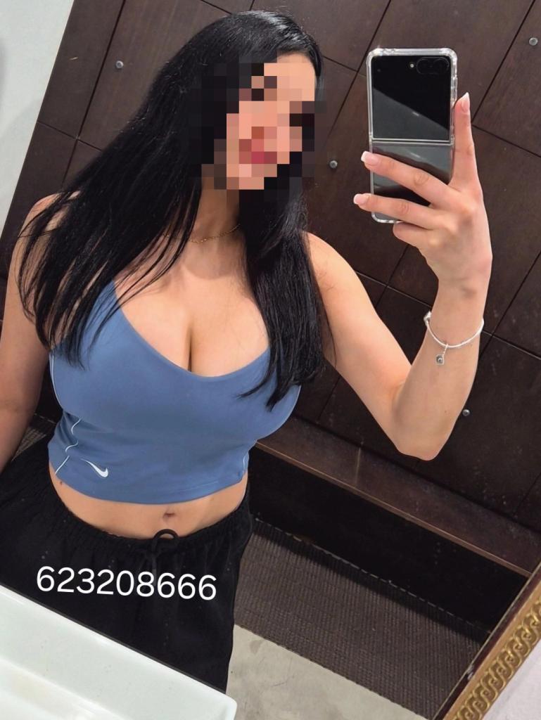 Chica busca chico en La Coruña: 