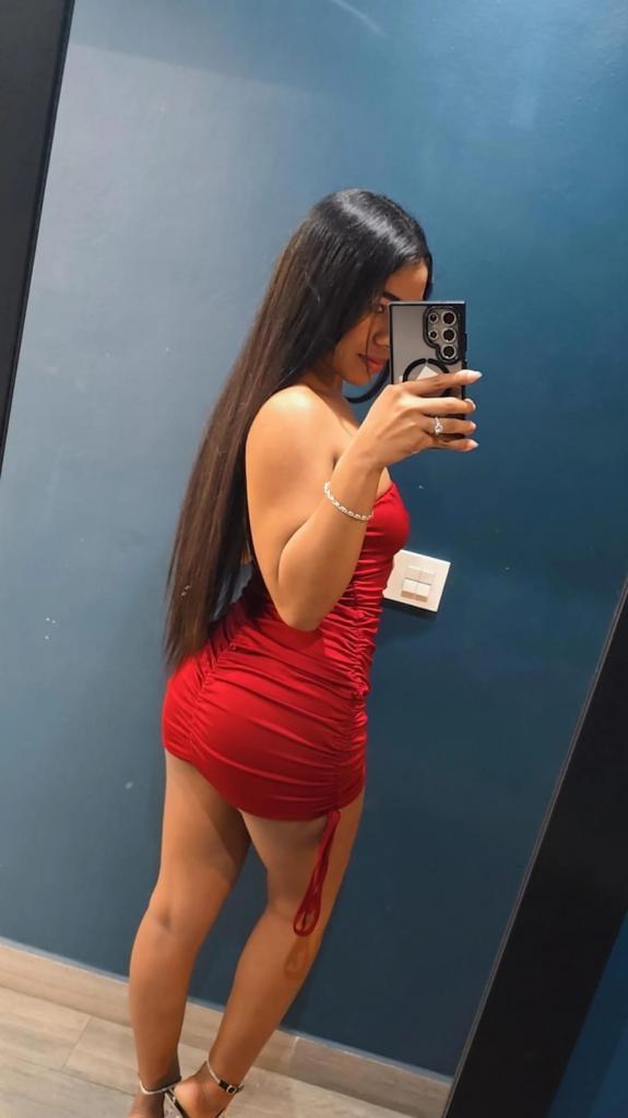 Chica busca chico en Granada: 