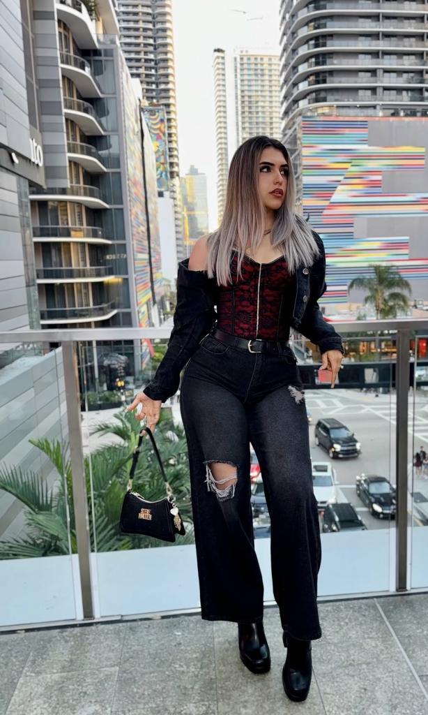 Chica busca chico en Alicante: 