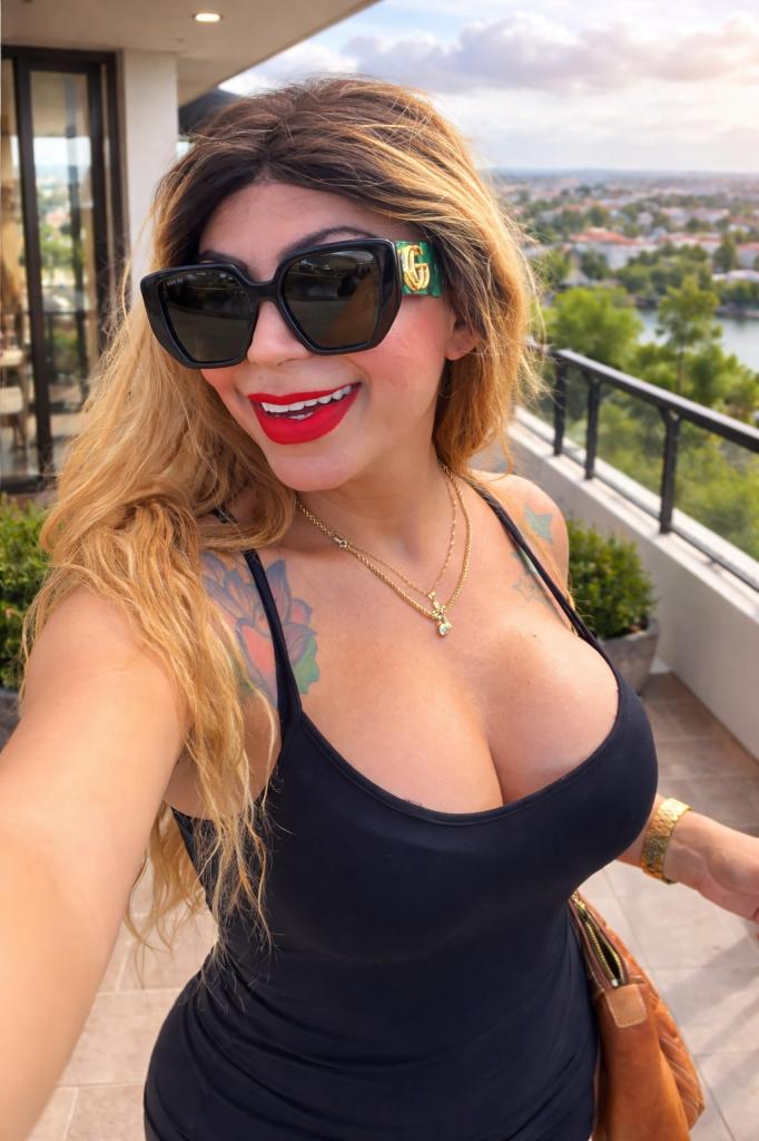 643211459: Transexual en León