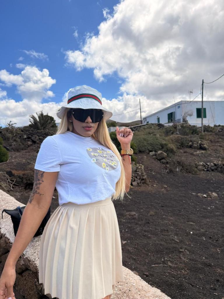 603633140: Chica busca chico en Huelva