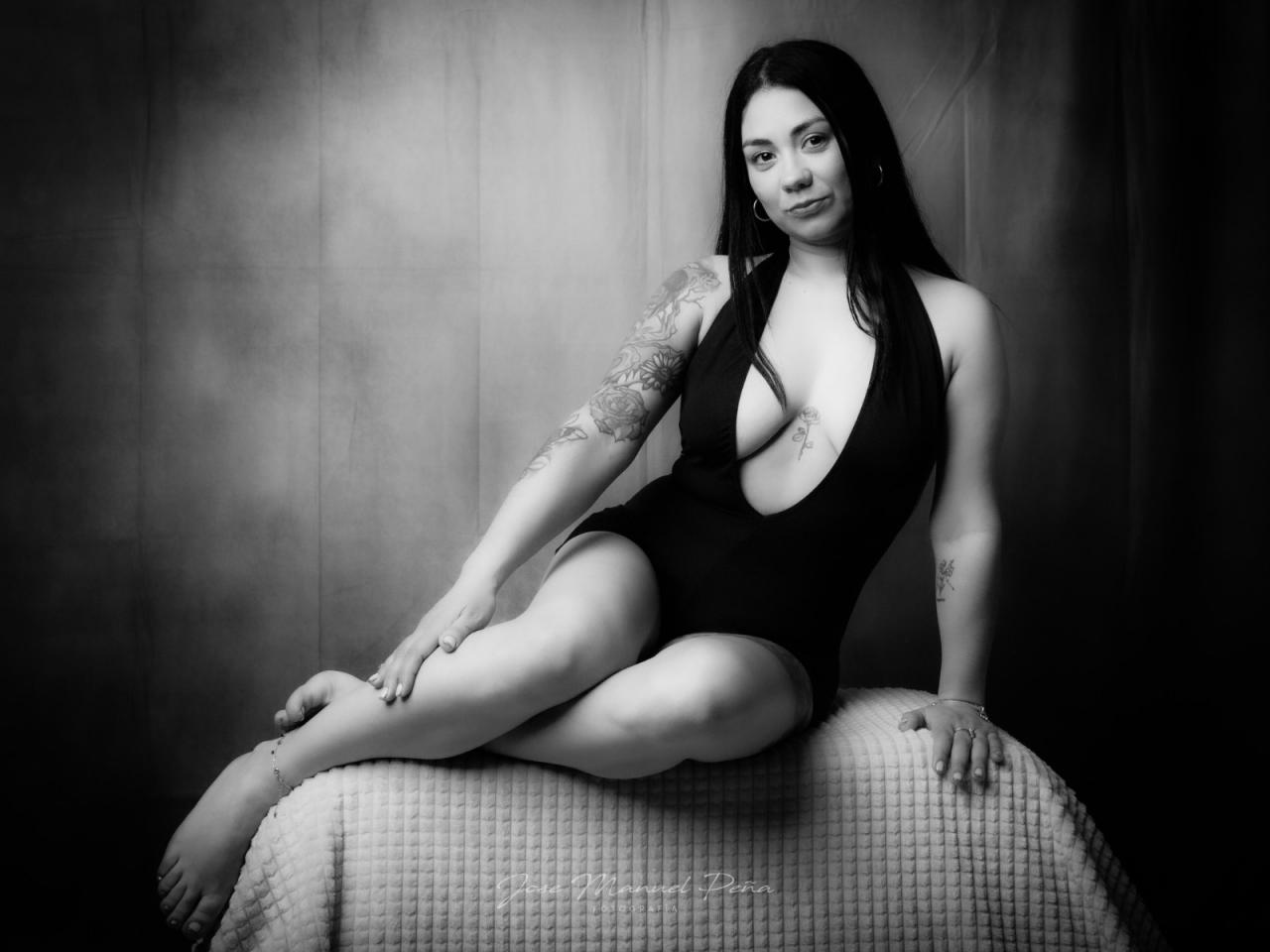 Chica busca chico en Lugo: 