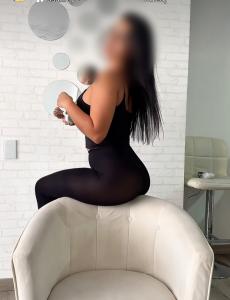 623327163: Chica busca chico en Madrid