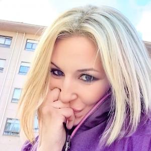 624370274: Chica busca chico en Cáceres