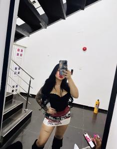 667412213: Chica busca chico en Pontevedra