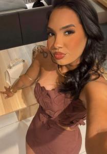 614749448: Chica busca chico en Madrid