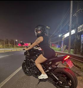 672841596: Chica busca chico en La Coruña