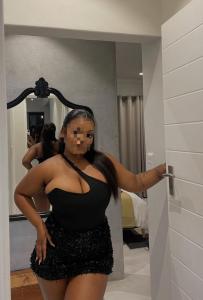 613745555: Chica busca chico en Cádiz