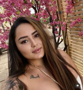 647163074: Chica busca chico en Málaga