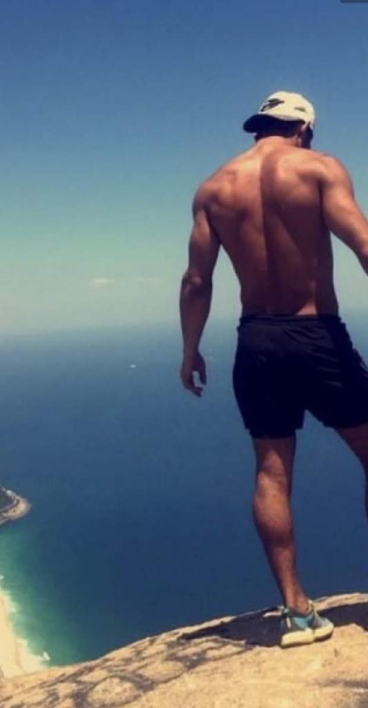 Chico busca chica en La Coruña: 