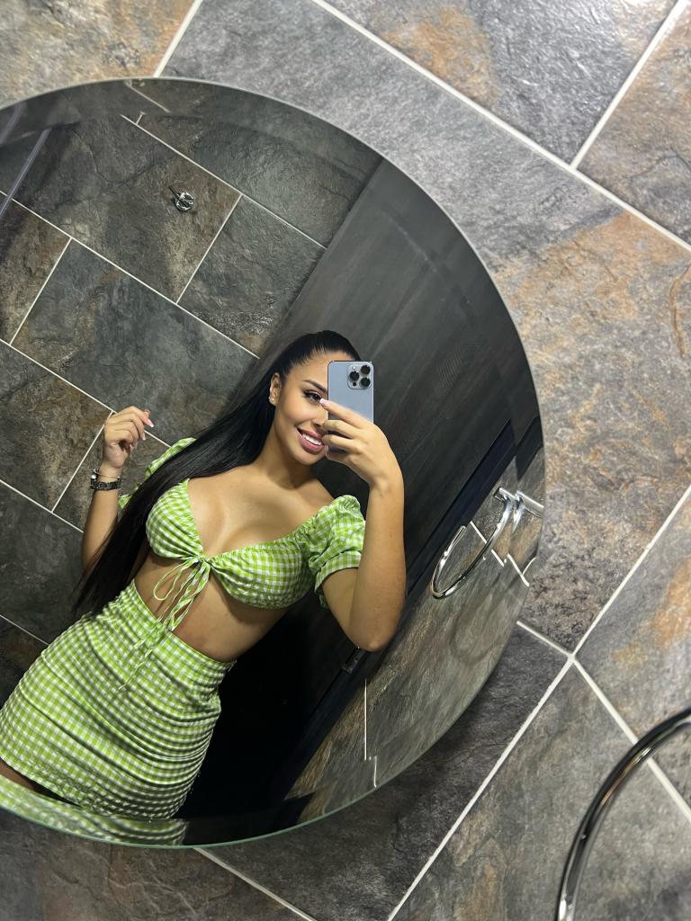 Chica busca chico en Zaragoza: 