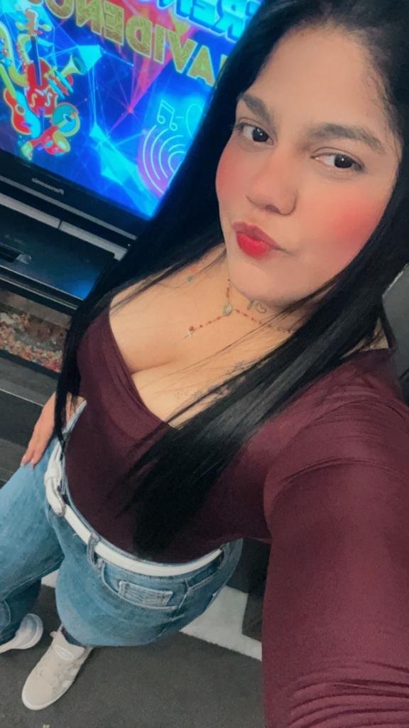 Chica busca chico en Granada: 