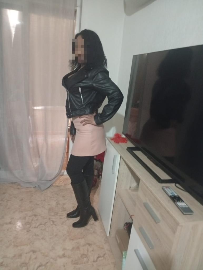 Chica busca chico en Alicante: 