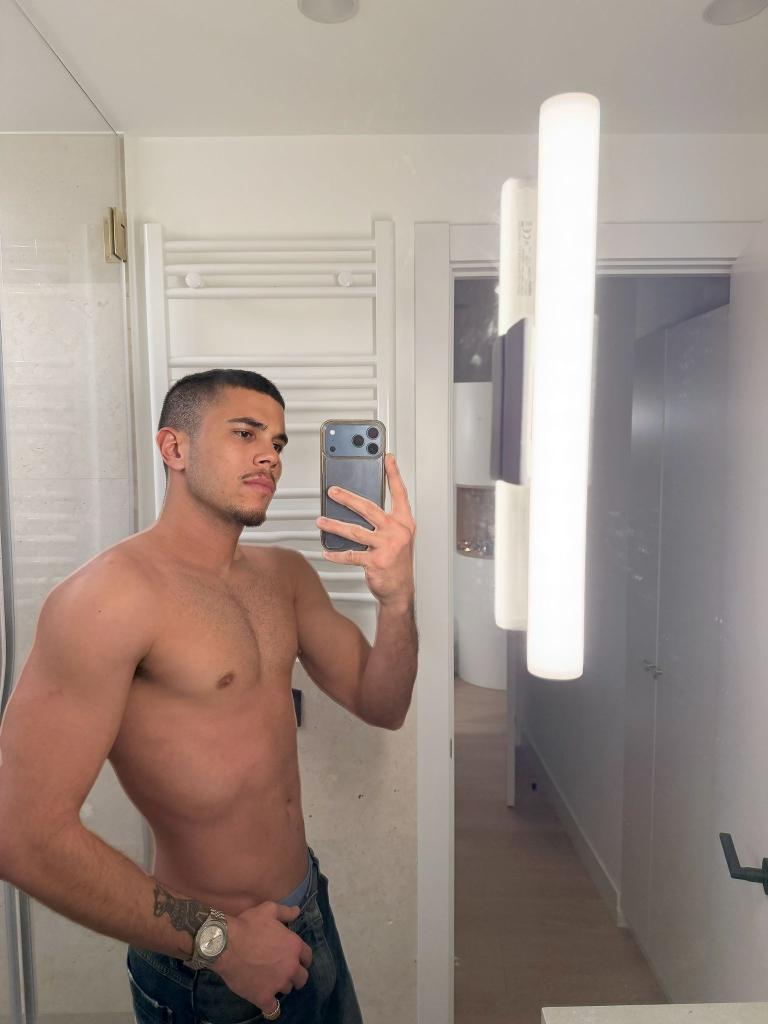 Chico busca chica en Madrid: 