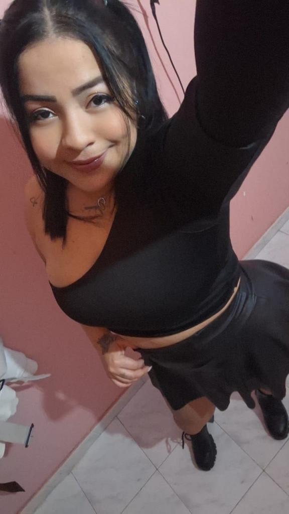Chica busca chico en Granada: 