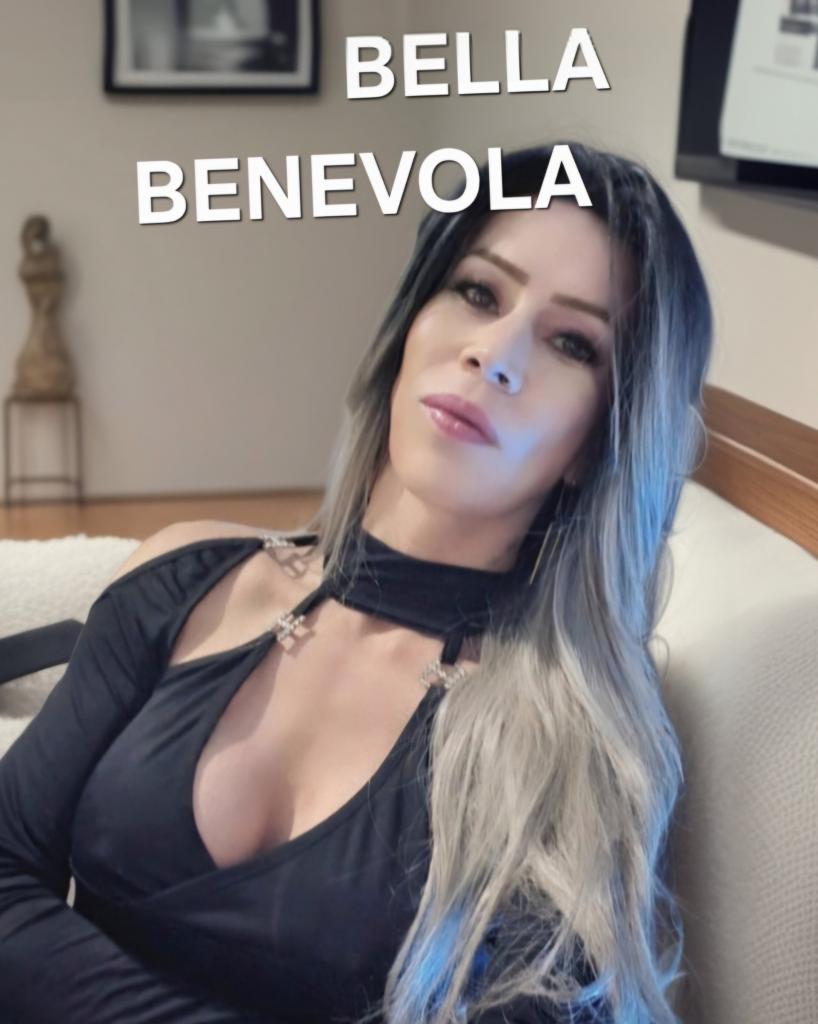 631825988: Transexual en Valencia