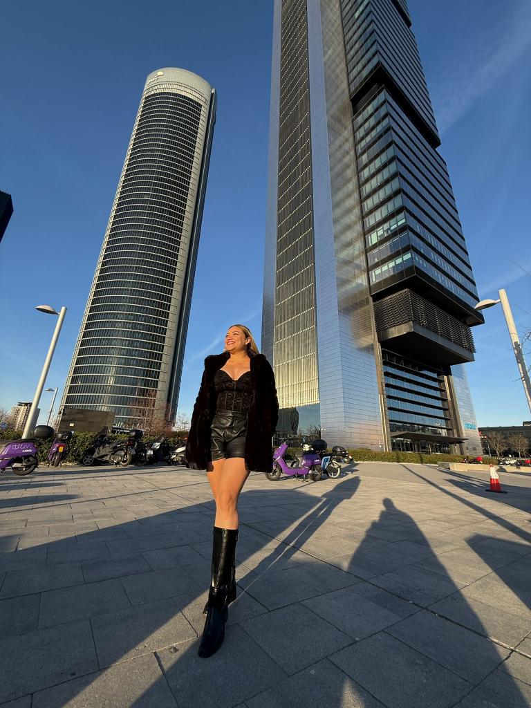 Chica busca chico en Barcelona: 