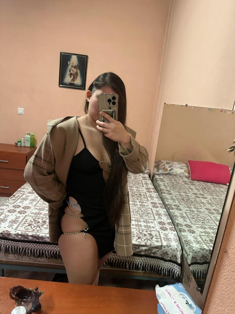 Chica busca chico en Granada: 