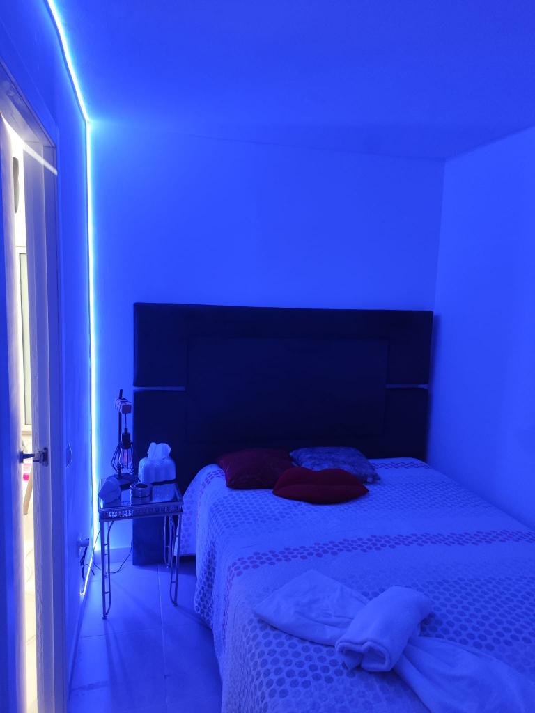 634265953: Chica busca chico en Las Palmas